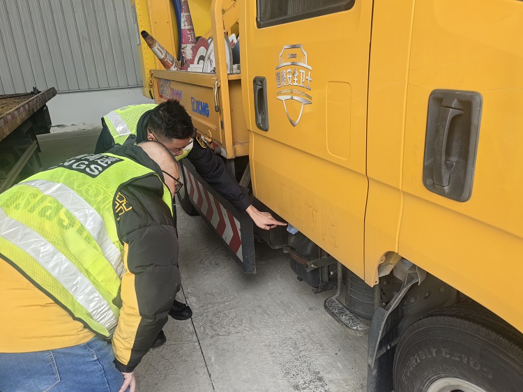 11.20【网站】宜宾管理中心开展机动车领域专项排查整治工作 (2).jpg