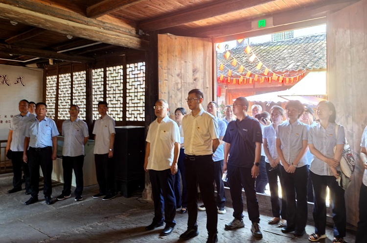 10.11（网站）叙永管理中心第二党支部赴尧坝红色教育基地开展主题党日活动2.jpg