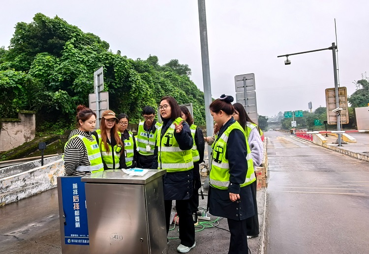 （网站）11.7自贡管理中心开展计重设备故障应急演练（2） .jpg