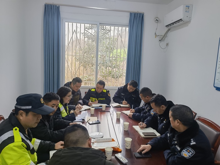 （网站）1.29“一路四方”齐聚辖区各站点 多措并举部署春运保通保畅工作1 - 副本.jpg