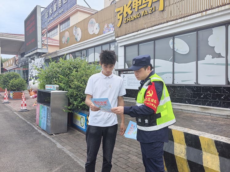 5.12【网站】纳黔高速“五岗合一”临时党支部开展“5·12”防灾减灾主题党日活动2 - 副本.jpg